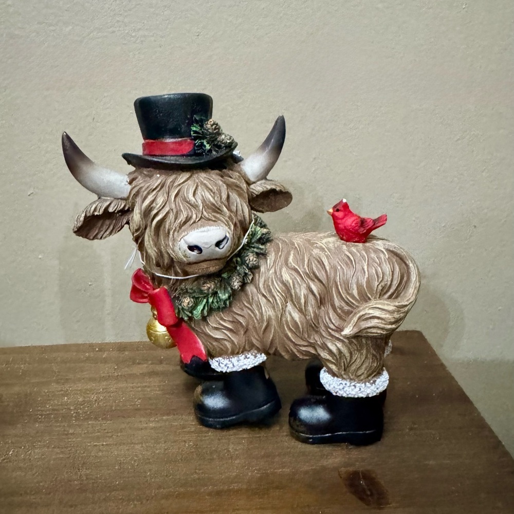 Festive Highland Cow Holiday Figurine